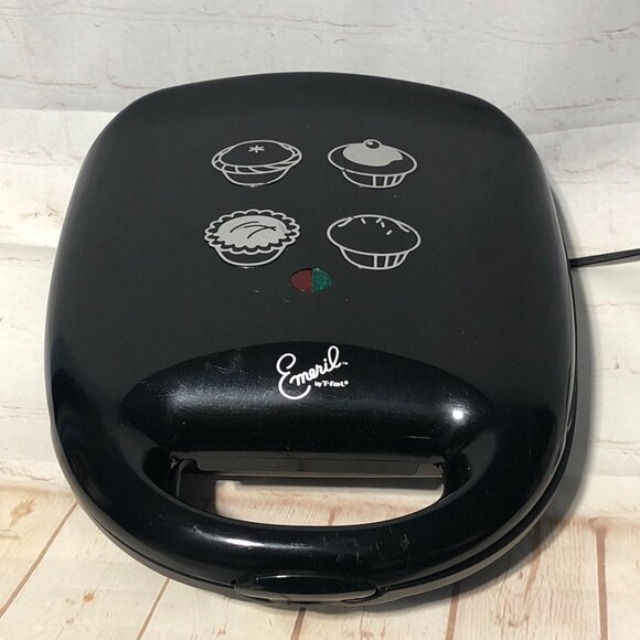 Emeril T-fal Mini Pie/Cake Maker Freeze meat pies! - Picture 1 of 9